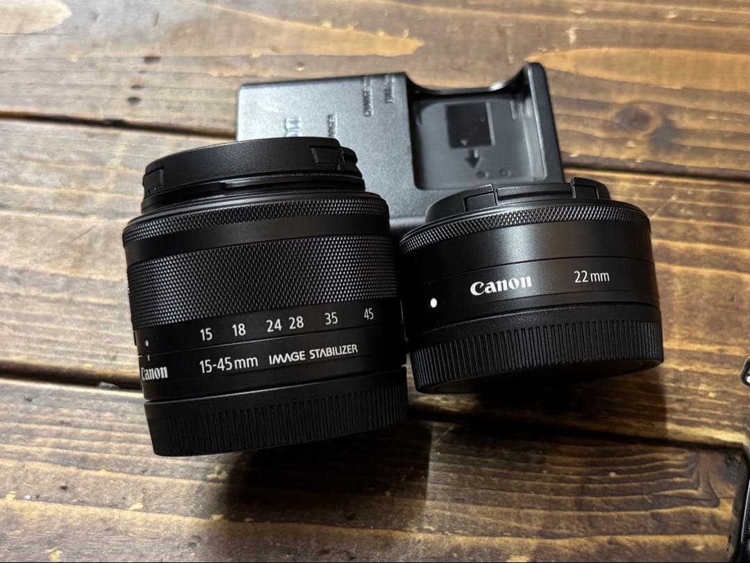 canon EOS M100 レンズキット 【ほぼ新品】