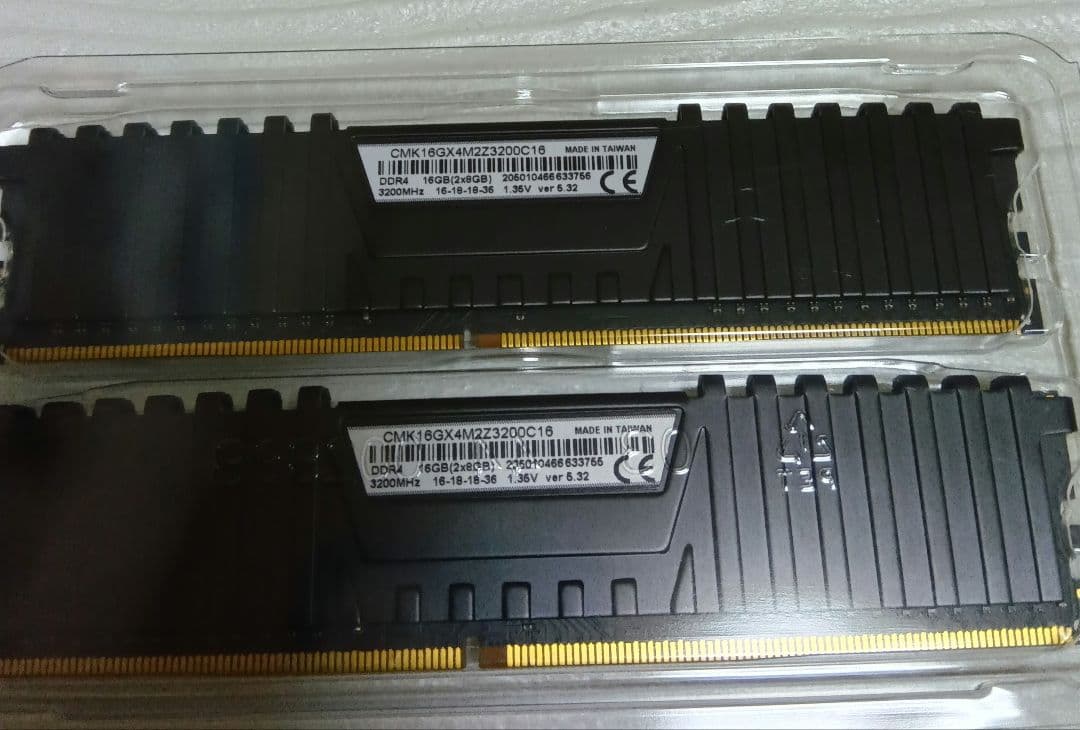 Vengeance LPX 16GB（8×2) DDR4 3200MHz メモリ