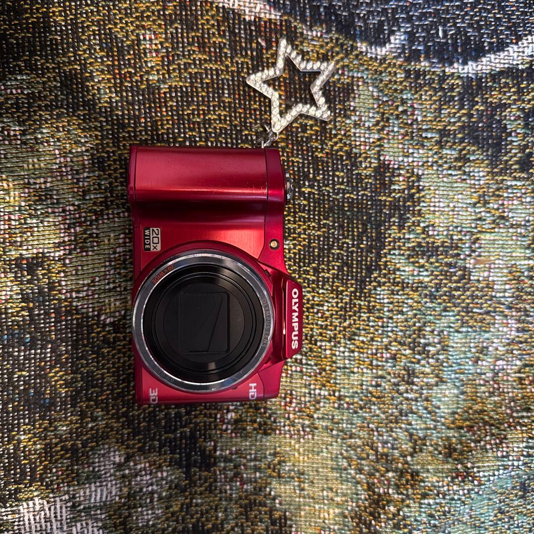 Olympus コンパクトデジタルカメラ レッド