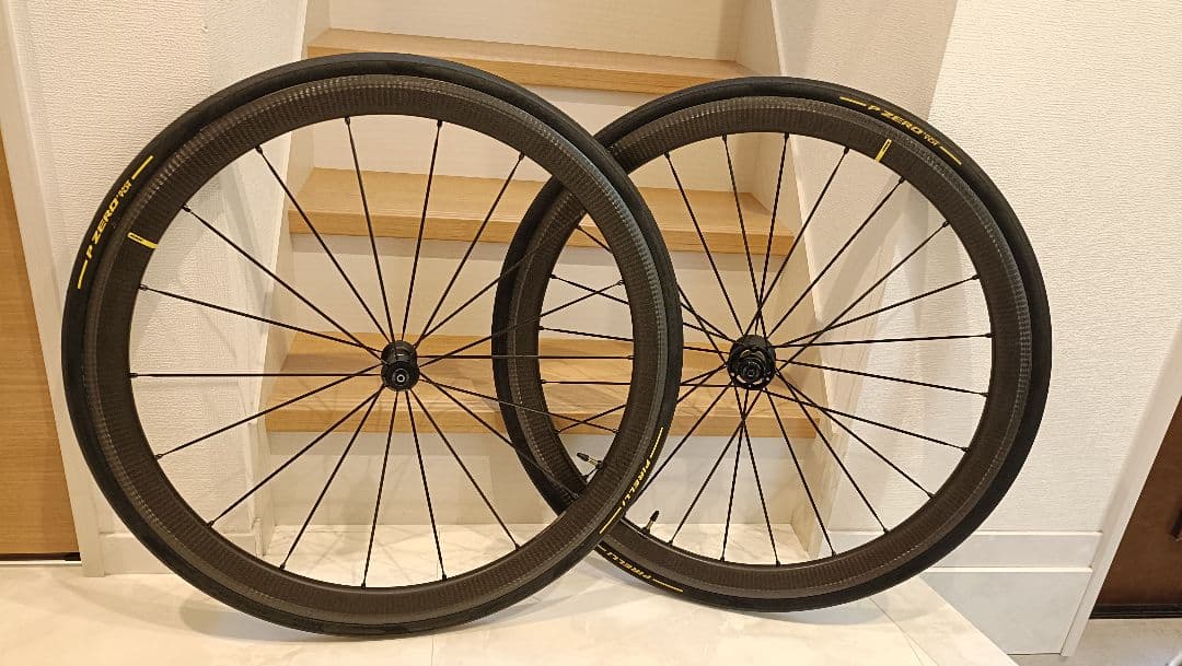 MAVIC COSMIC SLR40 リムブレーキ