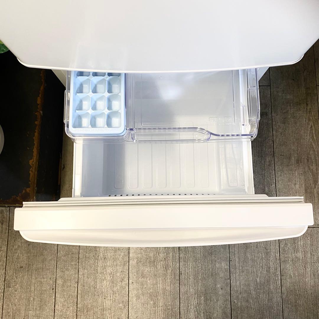 一人暮らし自炊派さんにも使いやすくておすすめ！シンプルがオシャレ♪冷蔵庫146L