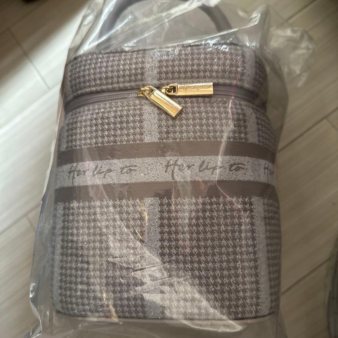 HLT Jacquard Vanity Bag 週末限定値下げ