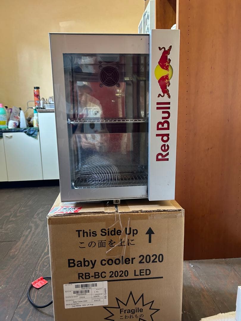 レッドブル　卓上冷蔵庫