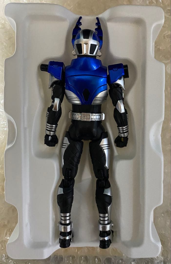 ま*)様 真骨彫 仮面ライダー カブト ガタック 10th Anniversar