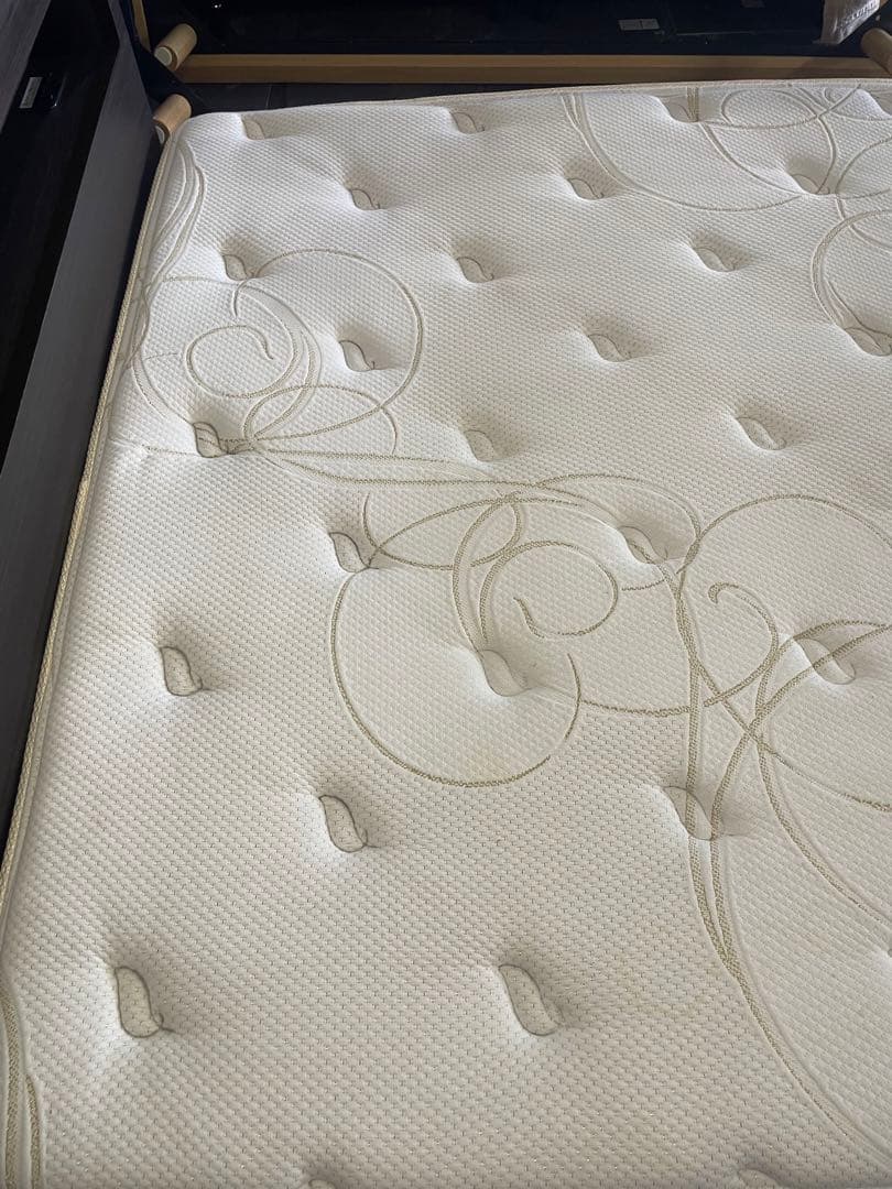 シモンズ マットレス ダブルサイズ