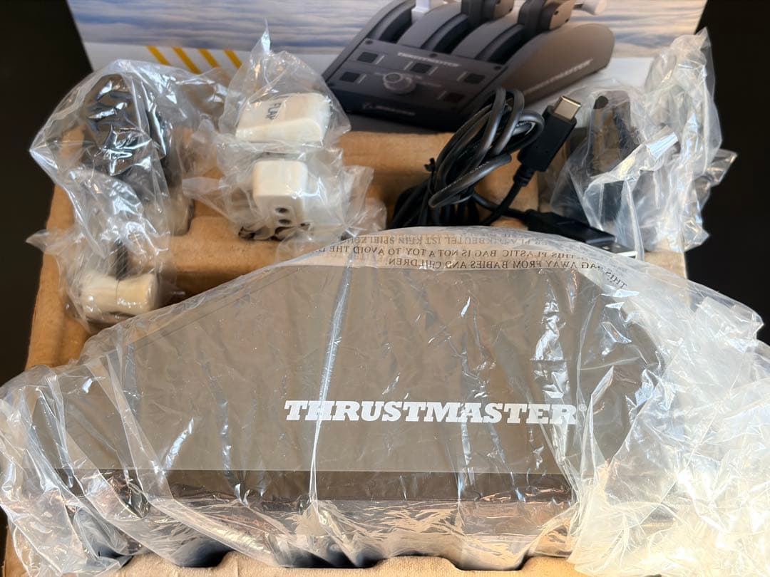 PC用ゲームコントローラー・コンバーター THRUSTMASTER TCA QUADRANT BOEING EDITION