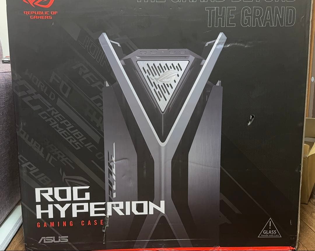 ROG HYPERION ゲーミングPCケース