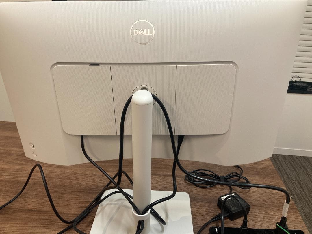 Dell S2725HS-A 27インチ 脚付き モニター 本体