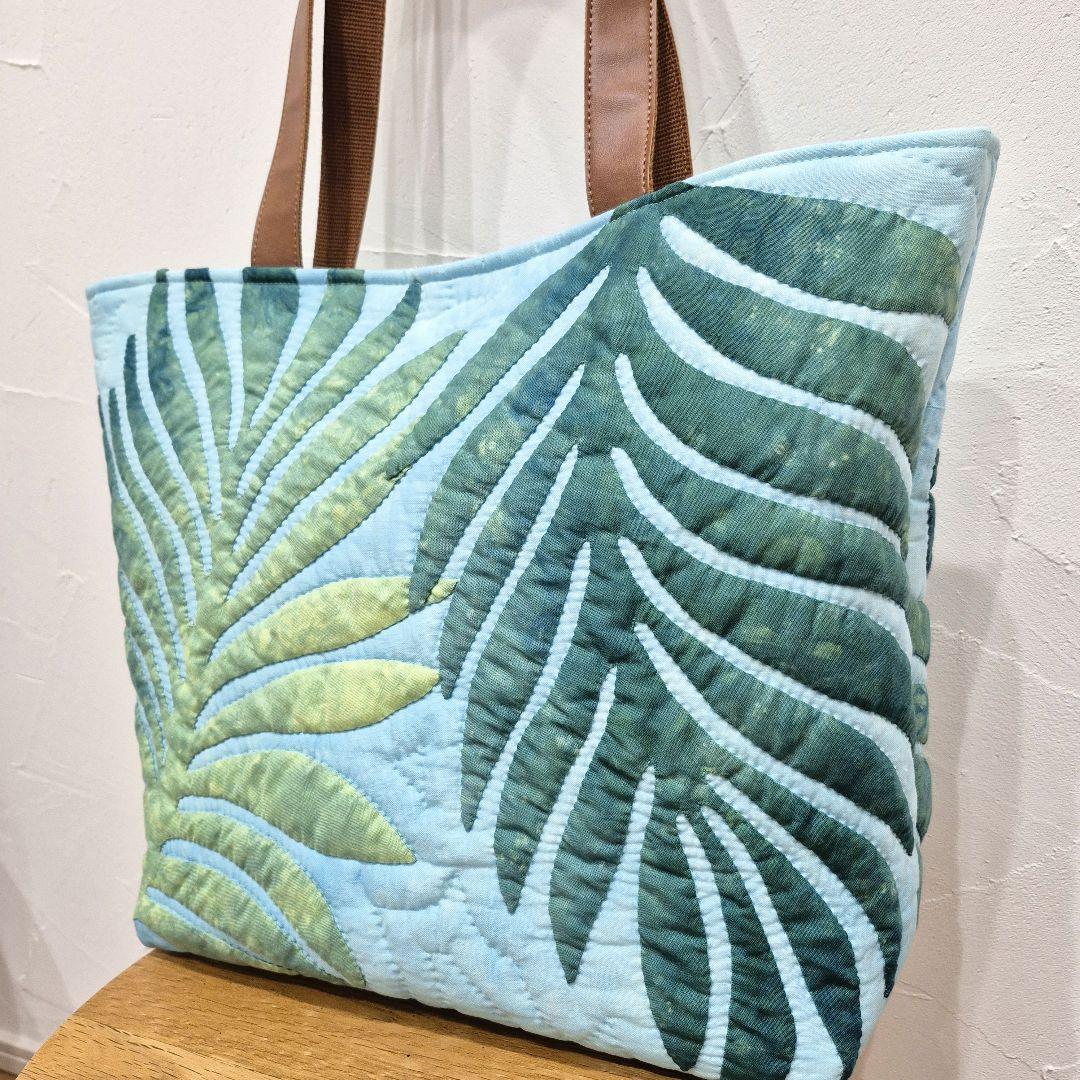 NO.226 本日限定Χmas価格！ハワイアンキルトトートバッグ ハンドメイド