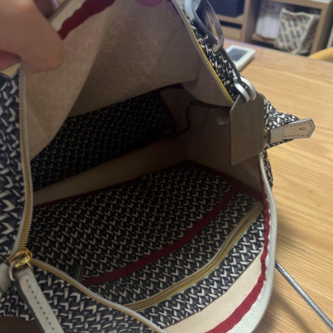 断捨離部様。ロベルタピエリ幾何学模様ビジネスバッグ イタリア製