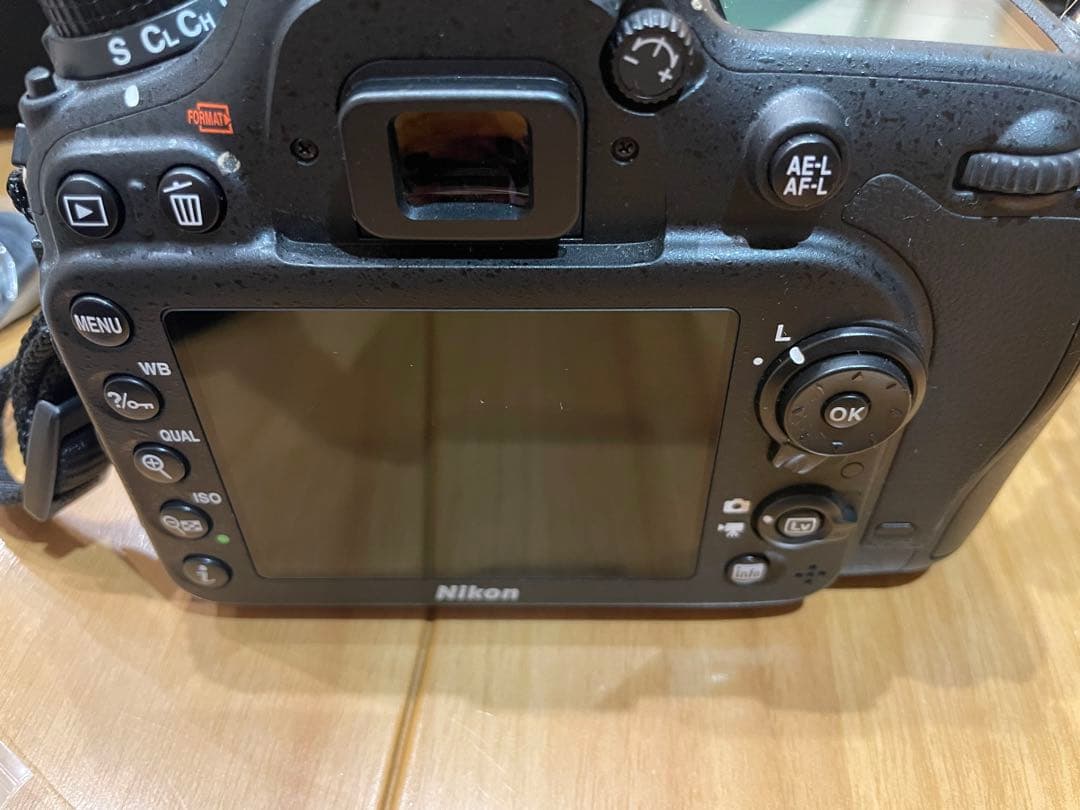 Nikon 一眼レフ　D7100★レンズ付き　一式セット売り