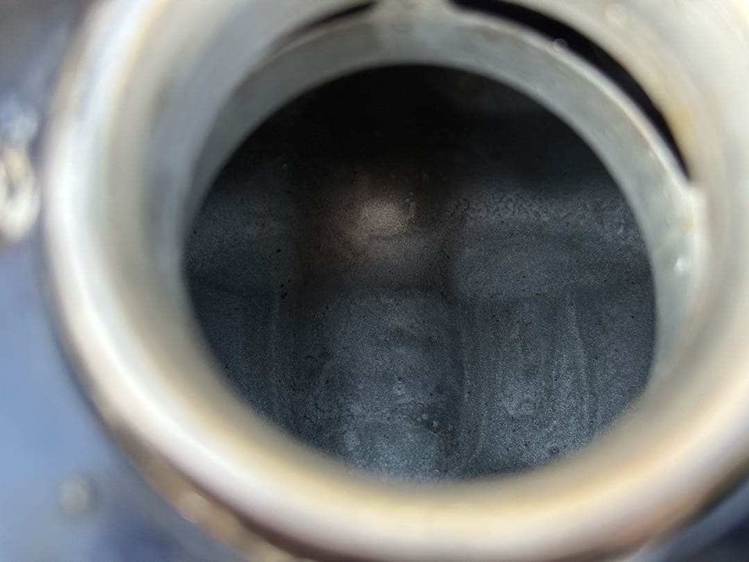 ゼファー1100 純正ガソリンタンク　純正紫色