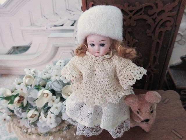 アンティーク　ジャーマン　ミニョネット ☆　ビスクドール