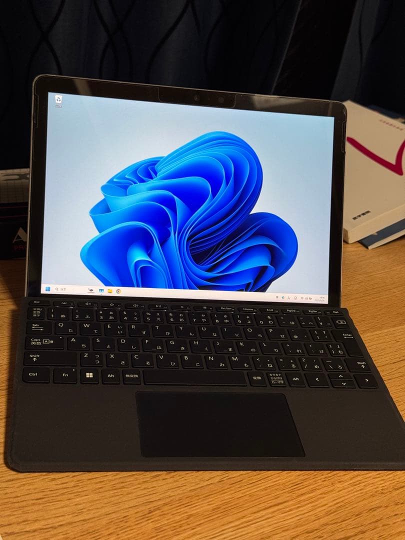 Windowsタブレット本体 Surface Go 2 LTE m3-8100Y 8/128