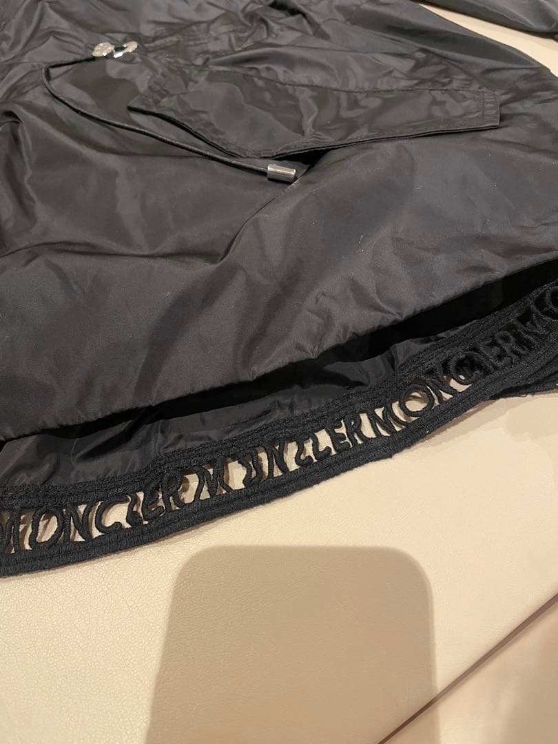 MONCLER モンクレール　ブラック ブルゾン　サイズ2 訳あり　美品