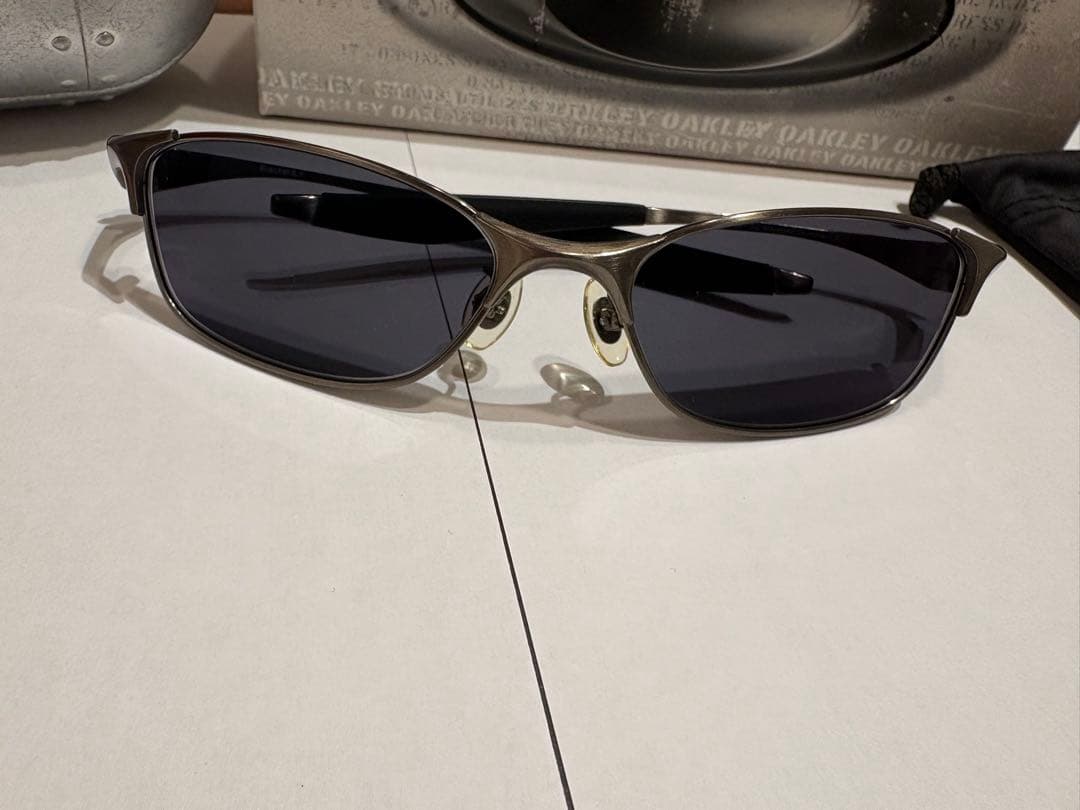 か*り様 【OAKLEY】 Bracket6.1 Brushed Chrome