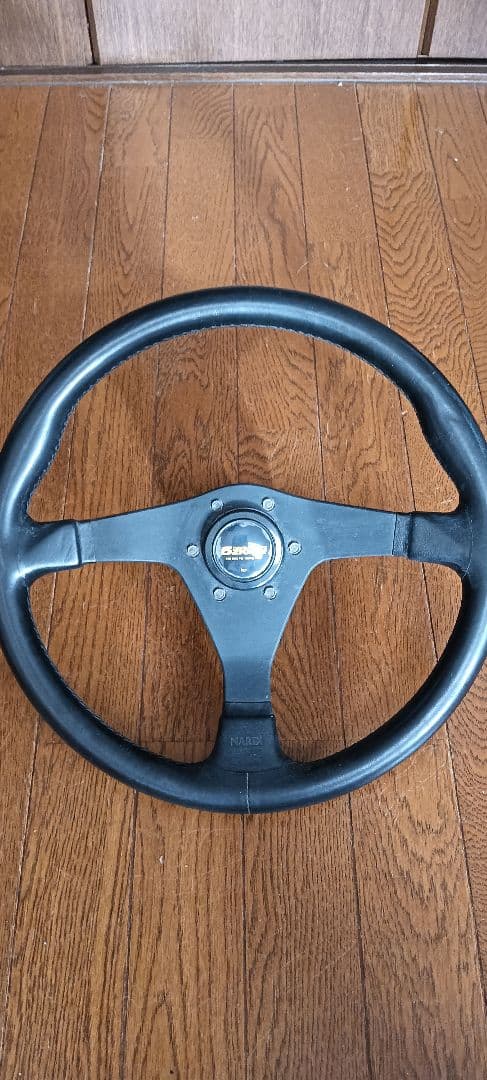 旧車 NARDI ナルディ クラッシックハンドル 36Φ