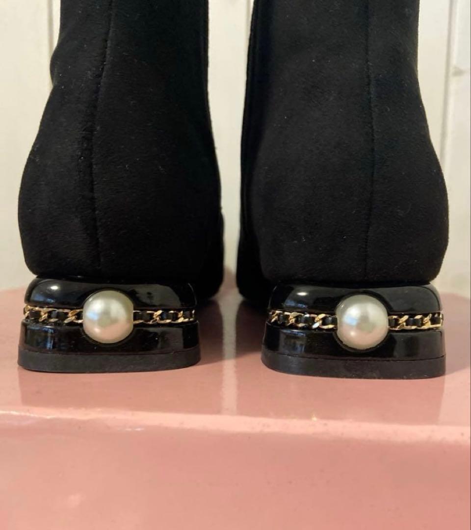 新品Bridget Birkinパールチェーンヒールストレッチショートブーツ黒