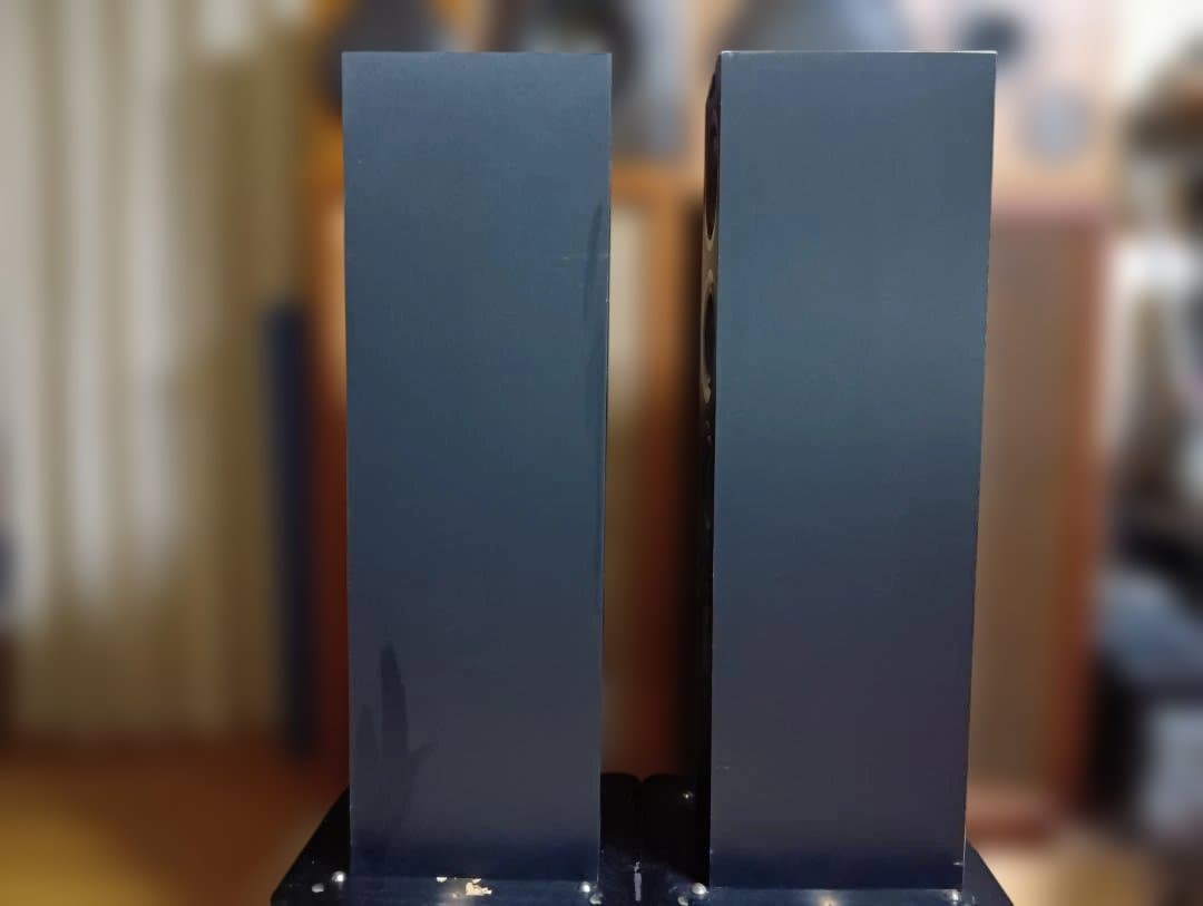 KEF Q550　トールボーイスピーカー（2本）