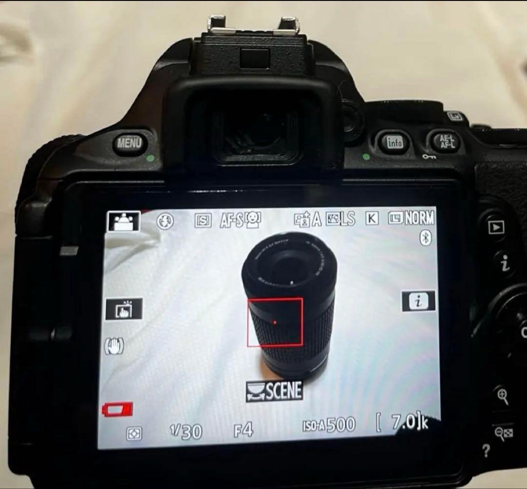 【NIKON】デジタル一眼レフカメラ D5600 ダブルズームキット