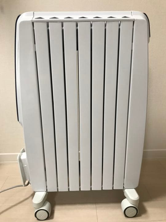 小さいお子様も安心 デロンギ オイルヒーター 美品