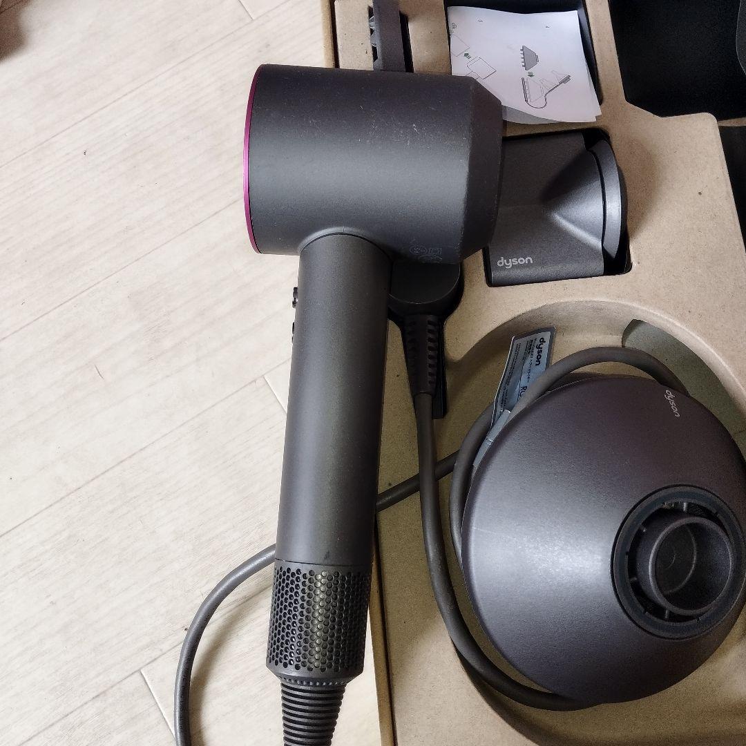 ダイソン ドライヤー HD01