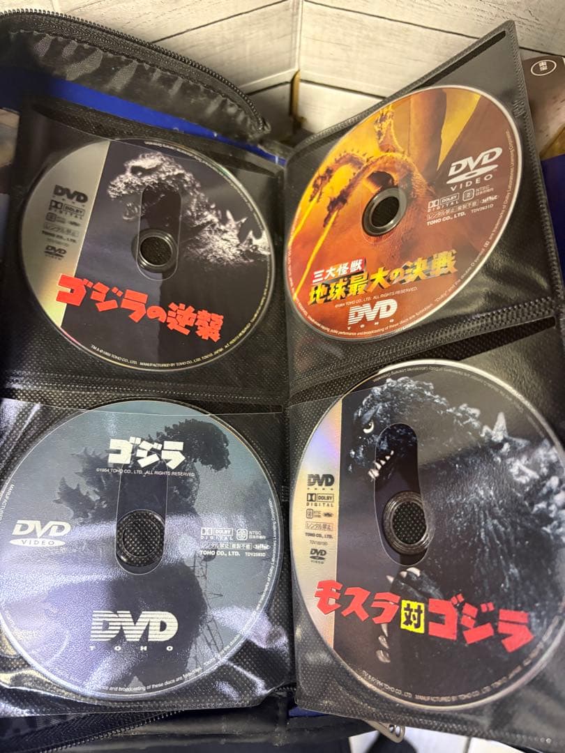 ゴジラ　DVD 大量まとめて　38枚