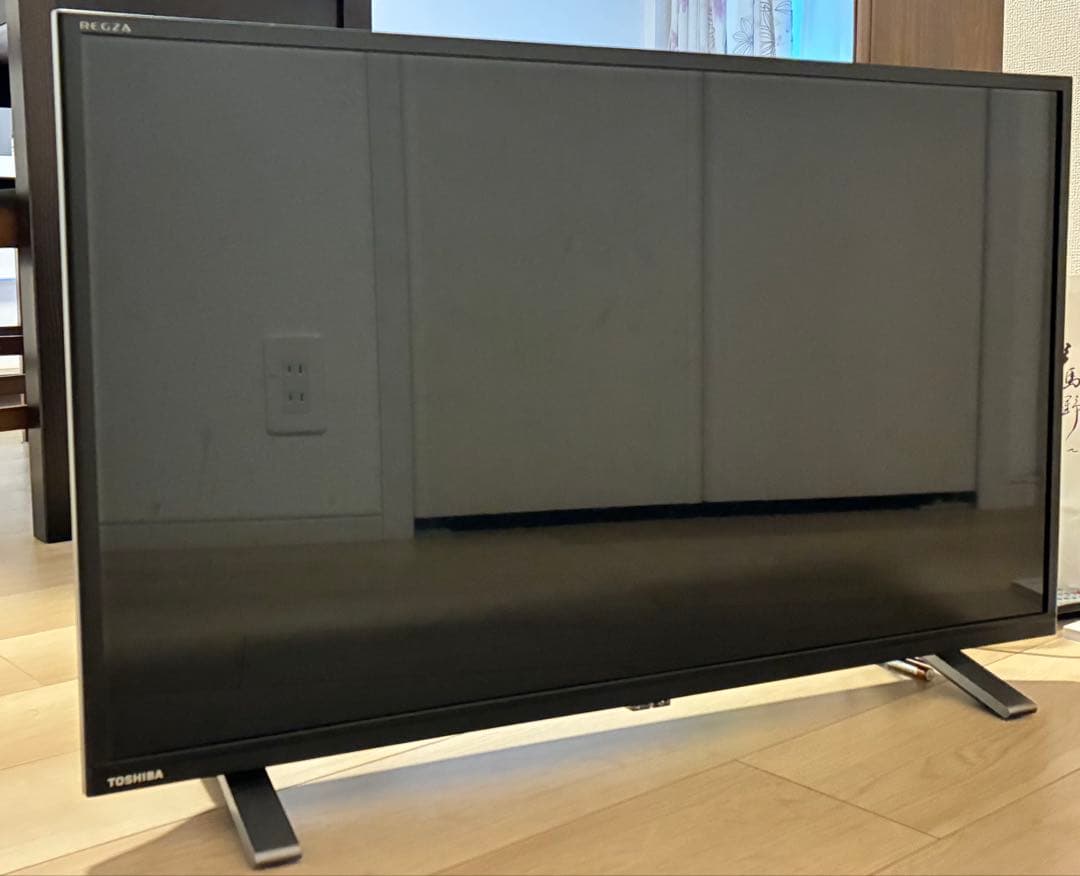 テレビ　REGZA 32V34 (32Vインチ)