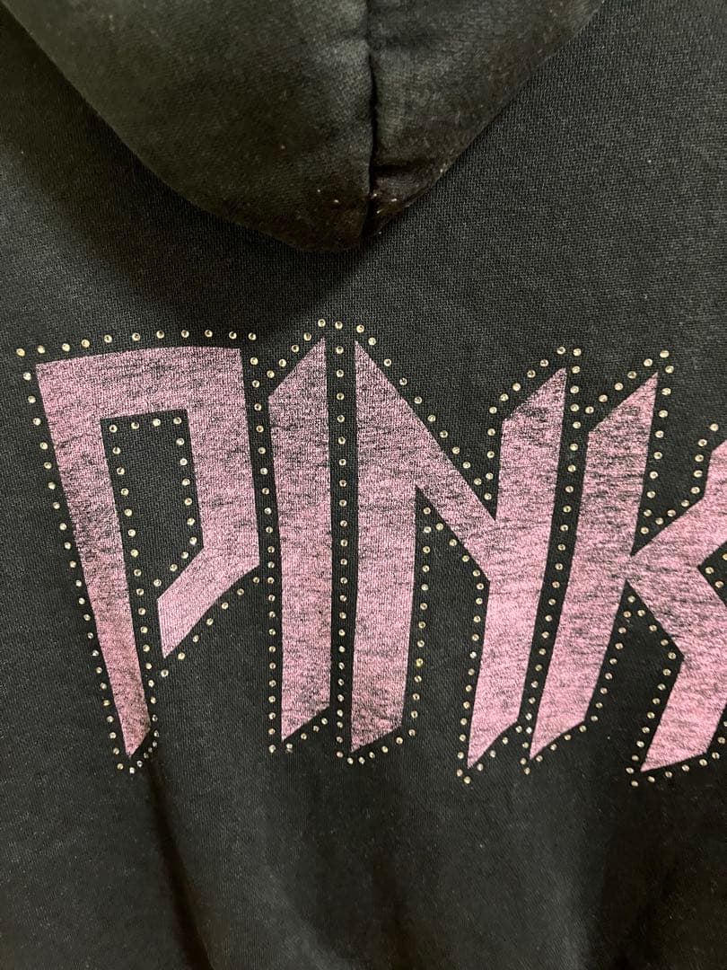 ⚠*ミ様 ヴィクトリアシークレット　PINK パーカー　ツウィ着用