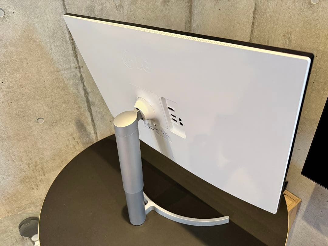 LG 4Kモニター 32インチ(31.5インチ) IPS 32UN650K