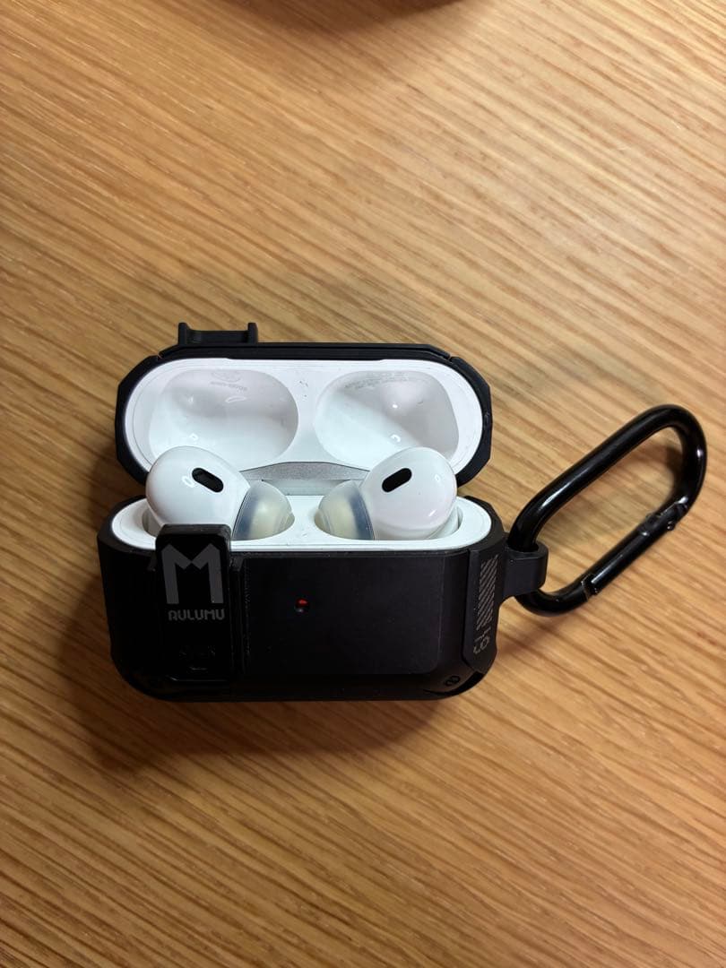 AirPods Pro2 (第二世代) lightning カラビナ付きケース