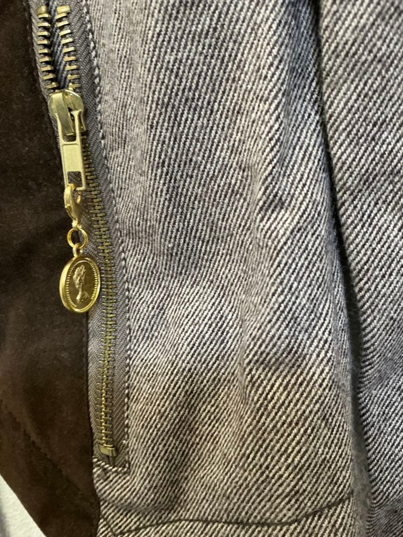 d.i.a ジャケット