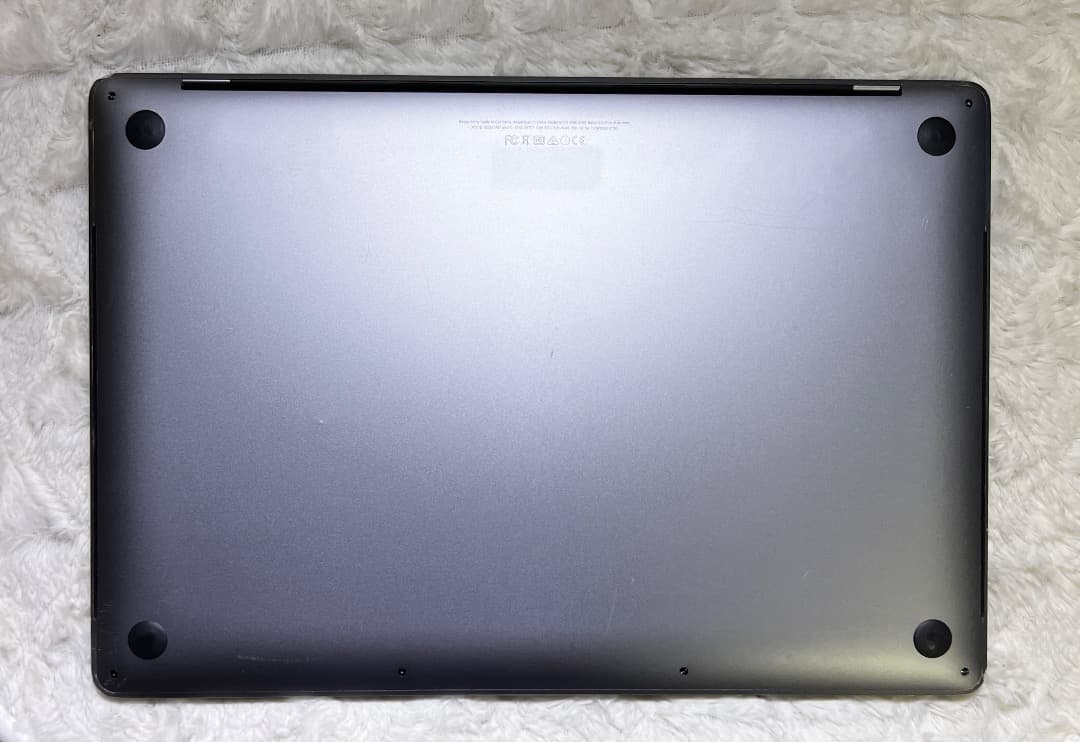 MacBook Pro /15-inch【CS6 Office Windows】