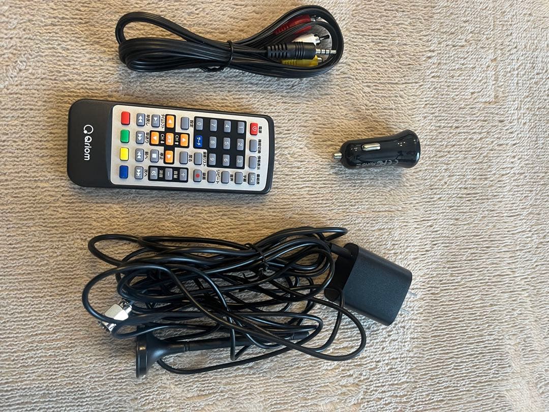 山善　ポータブルDVD