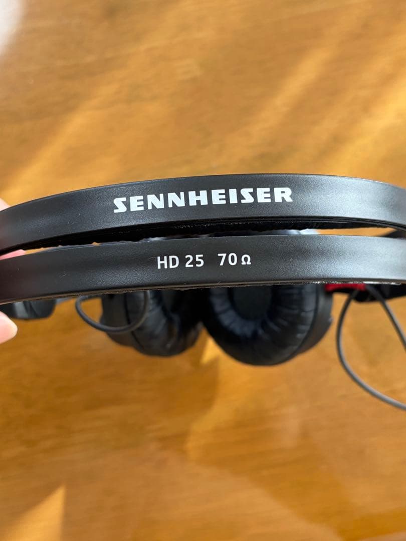 Sennheiser ゼンハイザー HD 25 密閉型 モニターヘッドホン