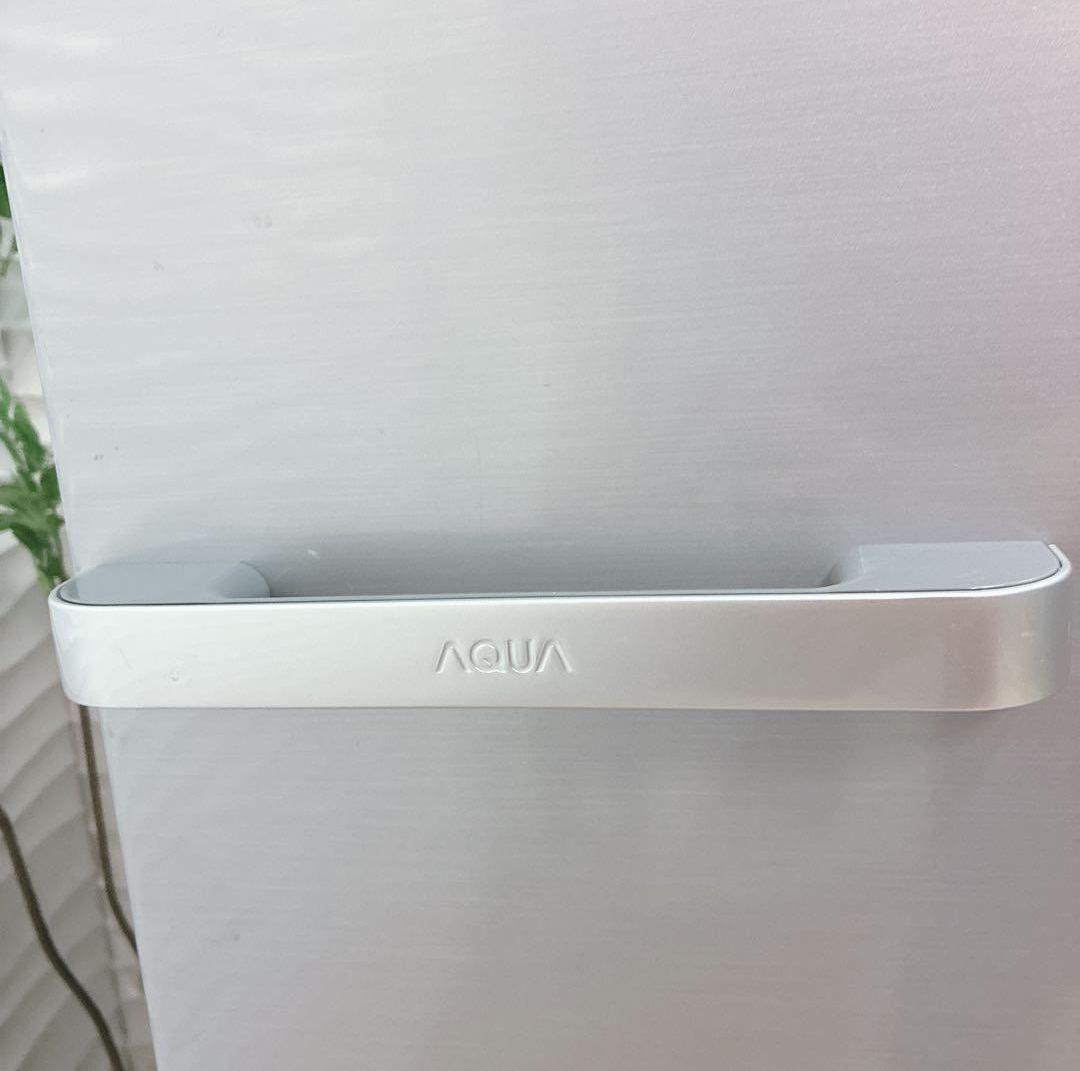 ◇大阪府 神戸市 配達料無料！動作保証5ヶ月！◇AQUA◇272L冷蔵庫◇右開き