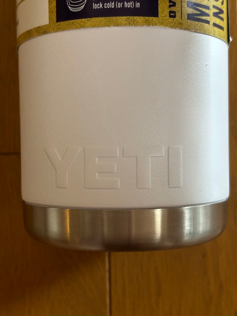 【新品未使用】YETIランブラー　ボトル　水筒　ホワイト 日本 未発売 36oz