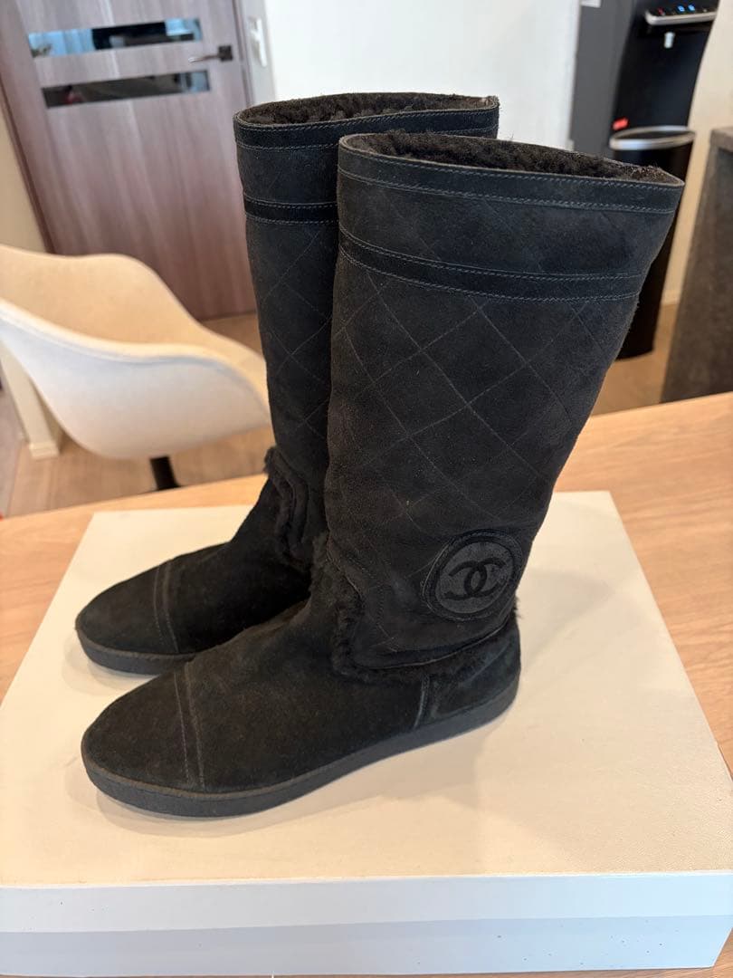 お専用になります✨シャネル 黒 キルティング ムートンブーツ39サイズ
