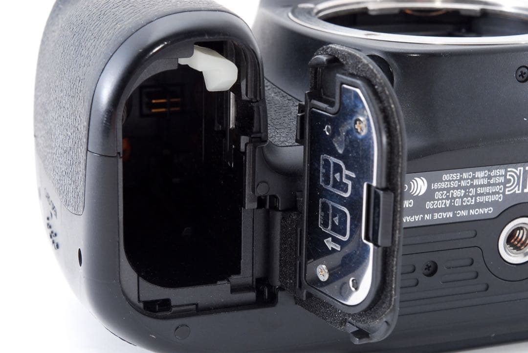 キャノン Canon EOS 80D標準&望遠ダブルレンズセット