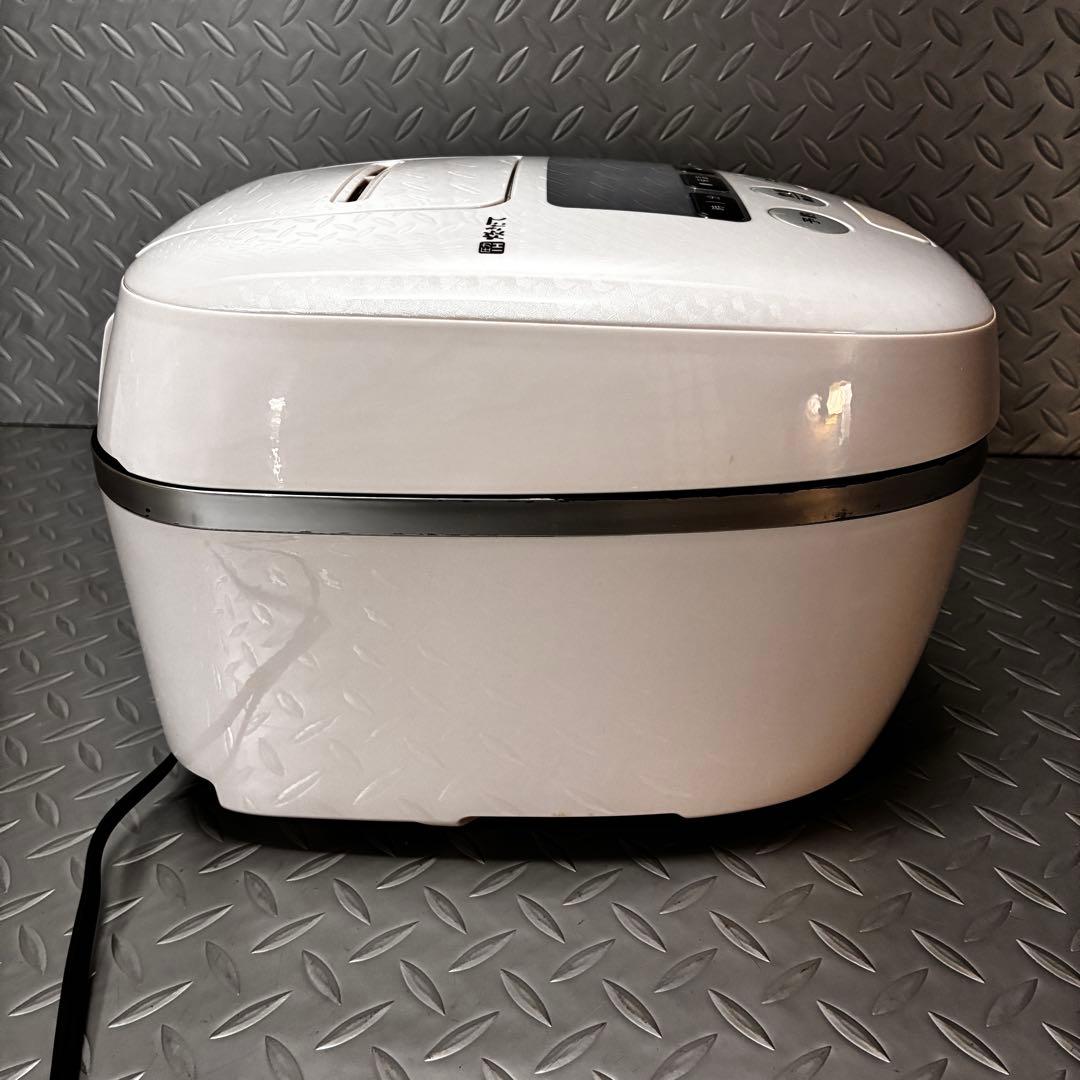 【5.5合】タイガー IH炊飯ジャー 『炊き立て』 JPC-G100 ホワイト