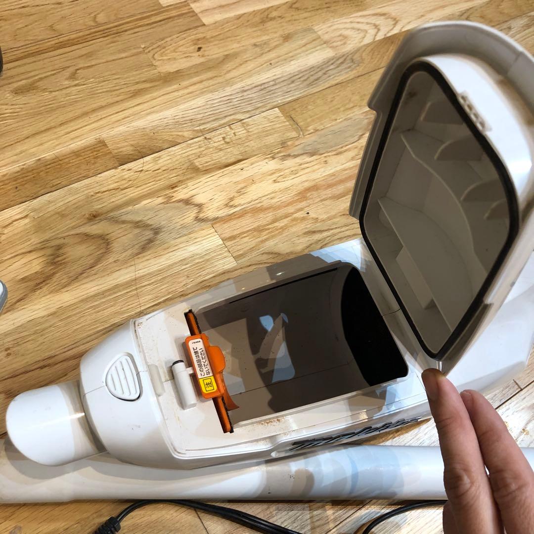 マキタMakita DC10SA コードレス掃除機 本体 バッテリー2個充電器