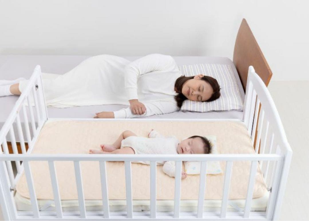 ヤマサキ　スリーオープンベッド b-sideDX ベビーベッド