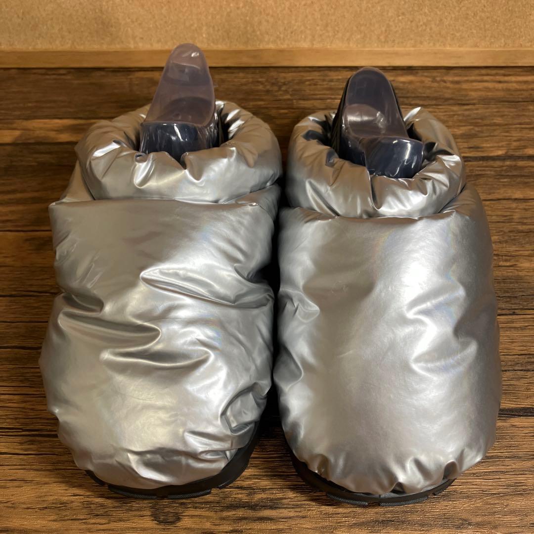 （K25824）★未使用★ UGG アグ スペース スライダー 24㎝