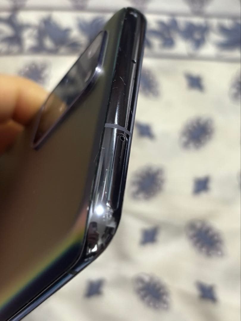 画面割れあり　Galaxy S20+ 5G BTS