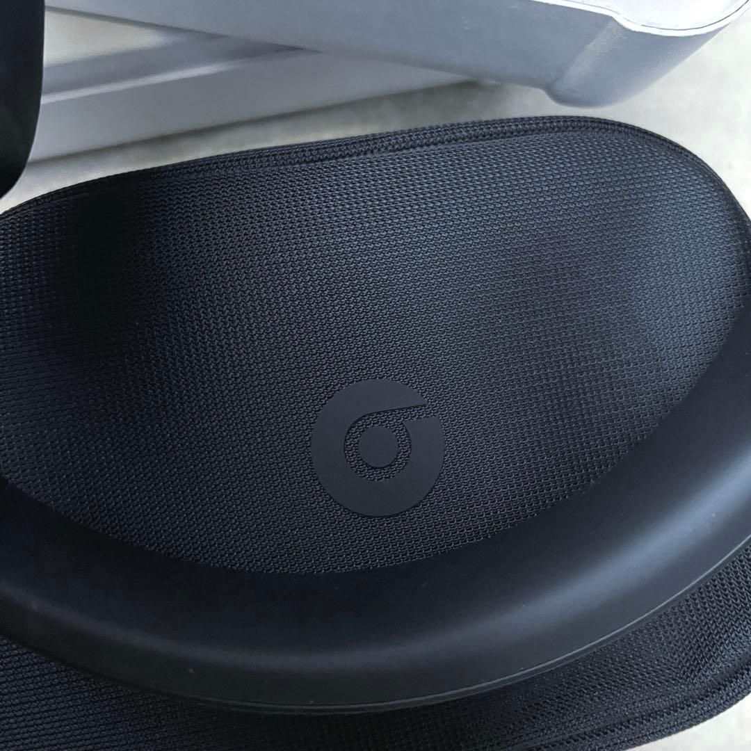 新品？ Beats Studio Pro ブラック ワイヤレスヘッドホン