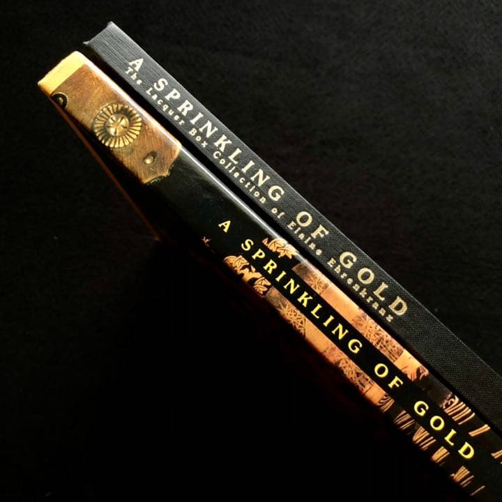 日本の蒔絵 写真集 「A Sprinkling of Gold」