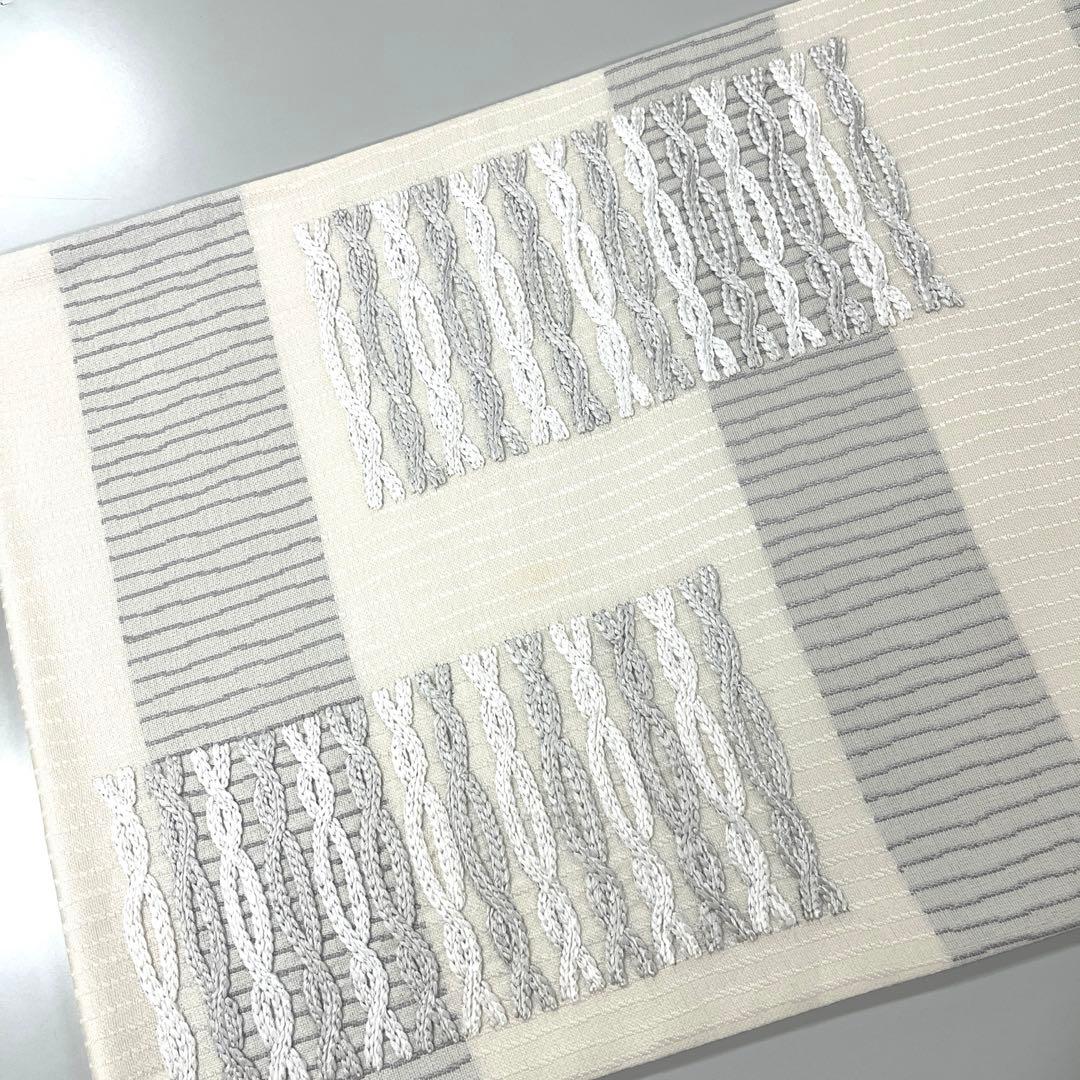 正絹　仕立て上がり西陣袋帯　組紐柄織　オフホワイト×グレー