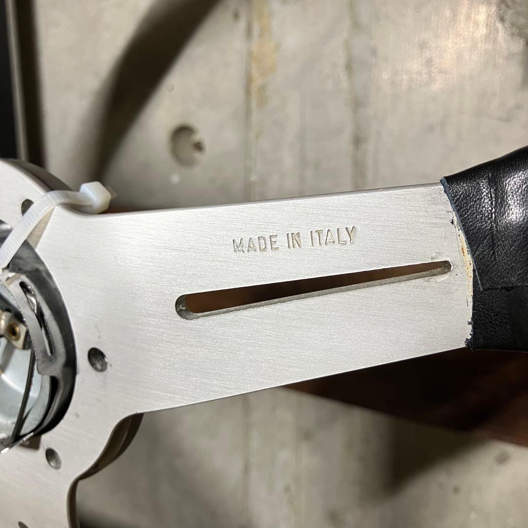 【リペア品】NARDI ナルディ クラシック レザー ステアリング ハンドル