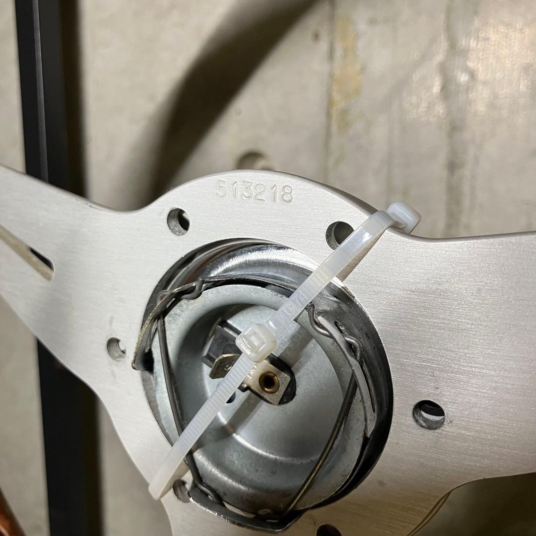 【リペア品】NARDI ナルディ クラシック レザー ステアリング ハンドル