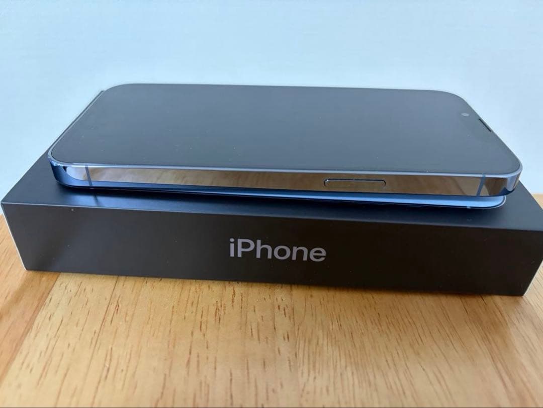 iPhone 13Pro 256GB 本体